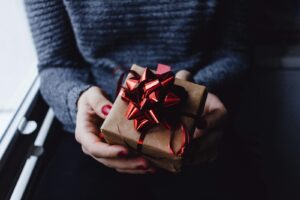 Prezent dla teścia – jak wybrać coś, co mu się spodoba?